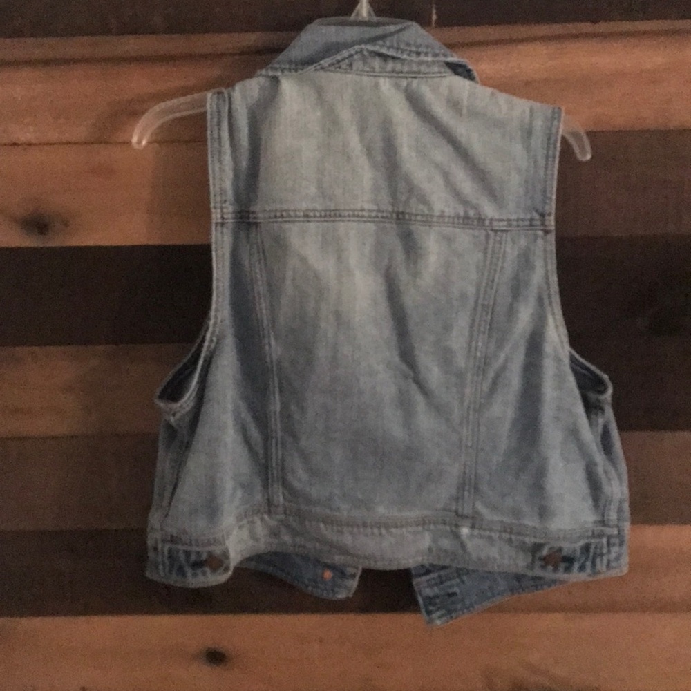 Jean vest! - Picture 2 of 2